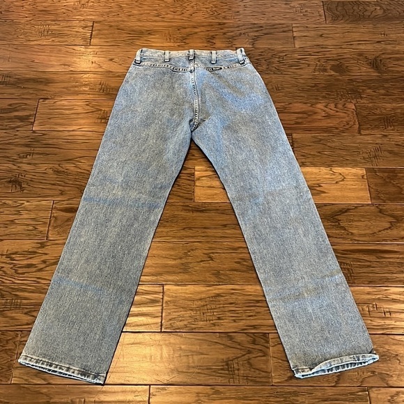 Wrangler Tapered Leg High Rise Size 11 x 32 - Picture 1 of 16
